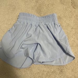 Lulu lemon hotty hot LILAC SMOKE shorts 4inch. (Size 4)
